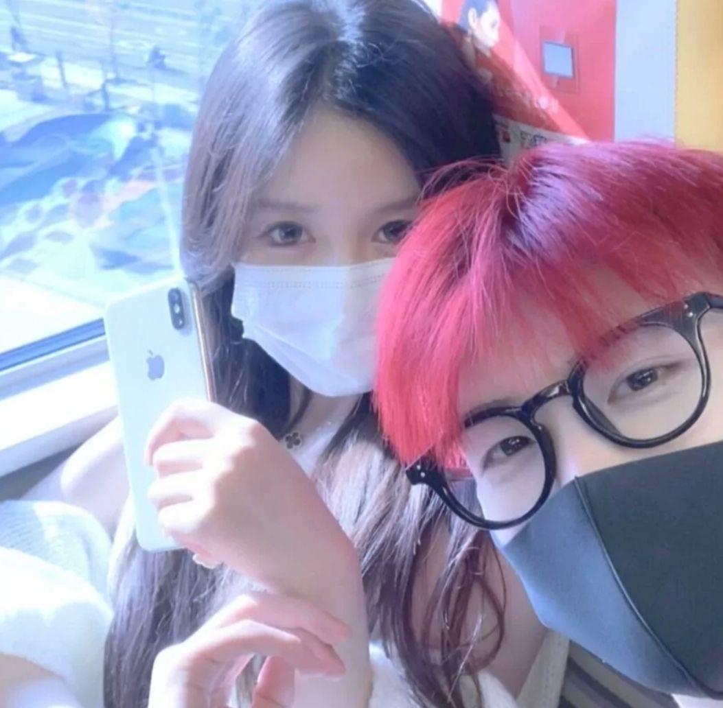 沫兮 一对两张甜蜜风格情侣头像图片