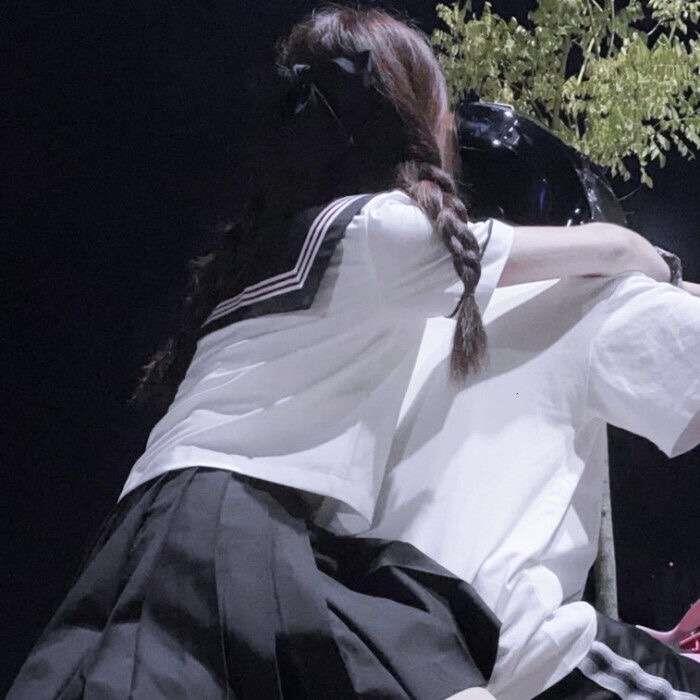 沫兮 一对两张气质ins风格小众情头头像图片