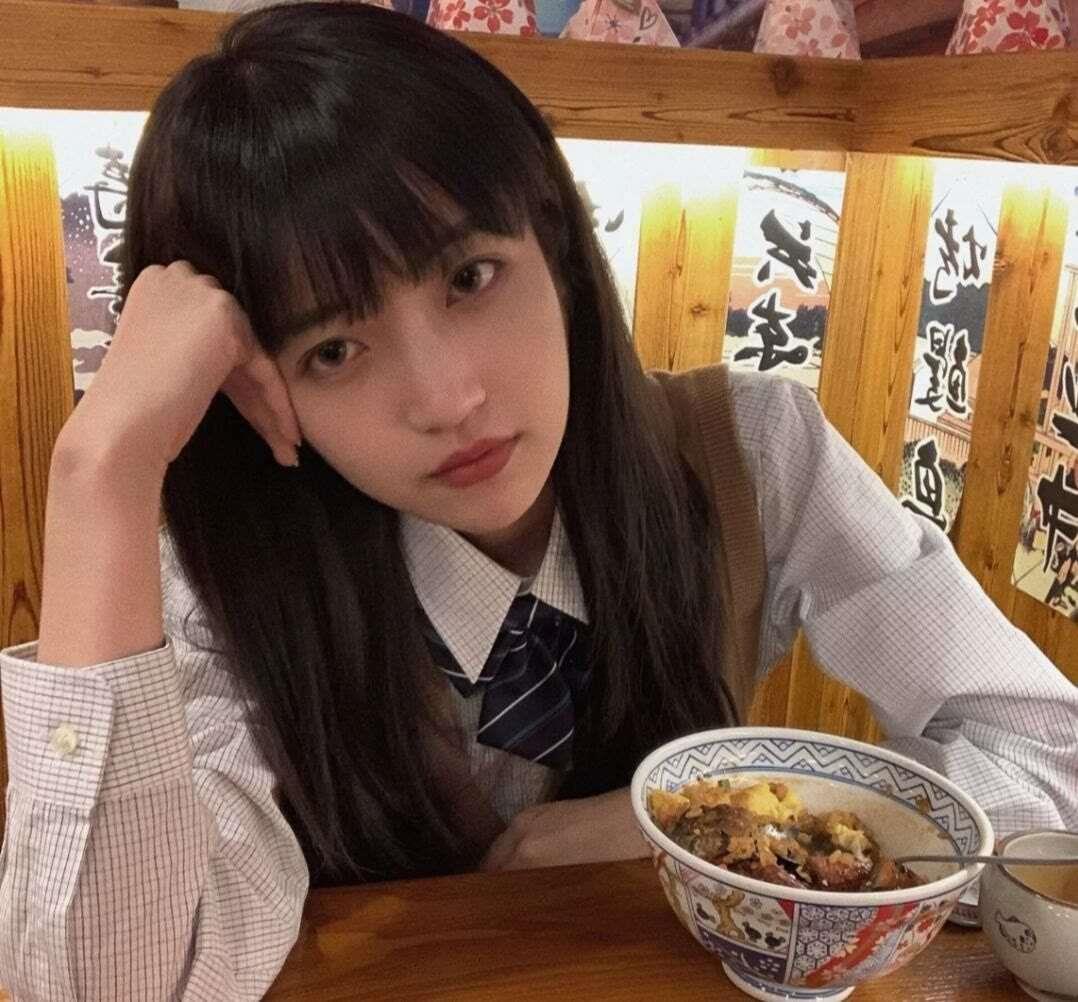 向晚/微信成熟魅力优质女头你眼里的星辰大海是我不曾见过的皓月星空头像图片