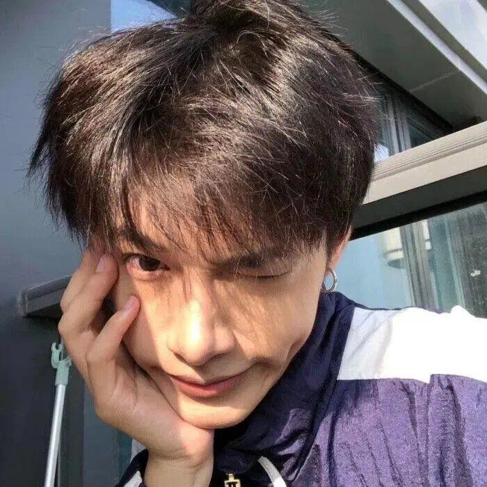 ins个性真人成熟超酷男生头像图片