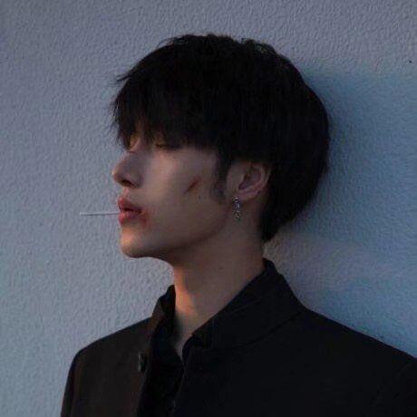 ins个性真人成熟超酷男生头像图片