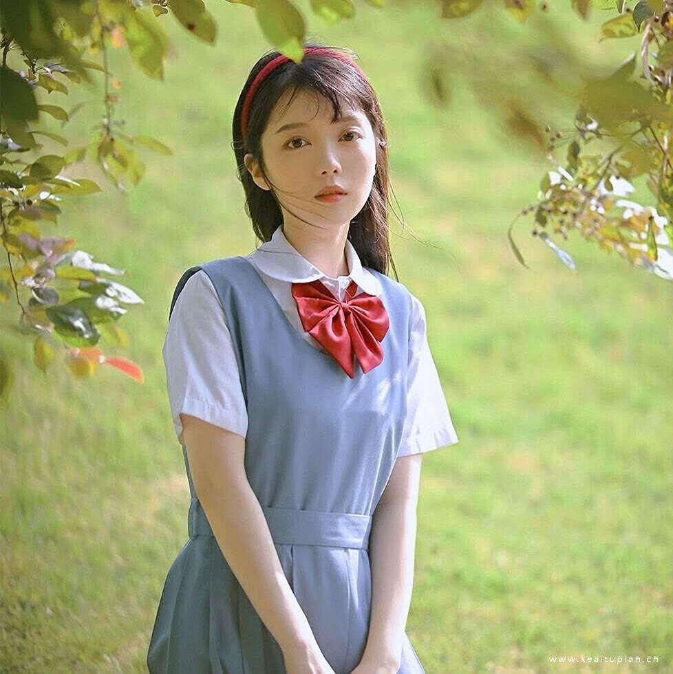 千鹤/个性女头/满怀期待最后却不如人意的感觉真是糟糕透了头像图片