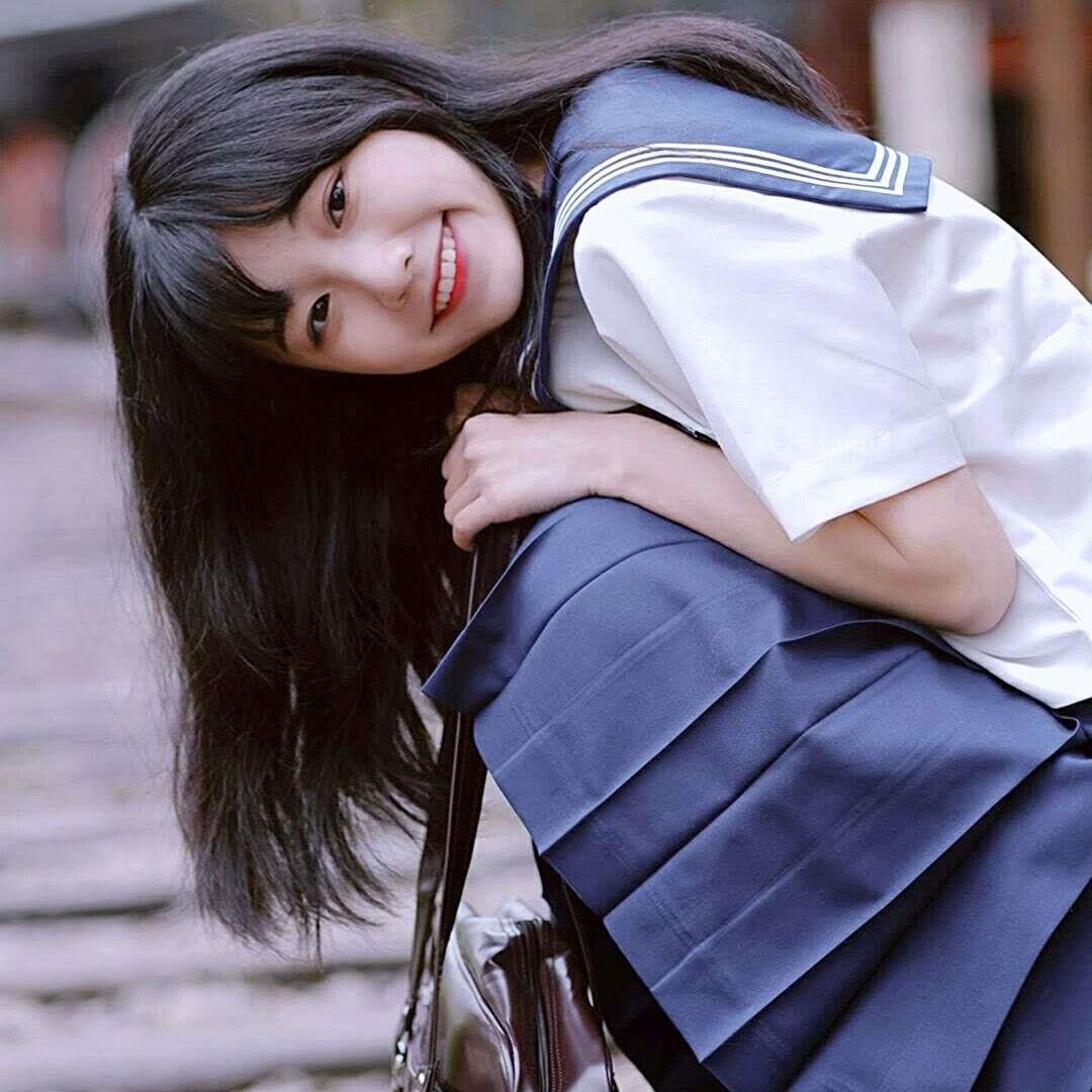 千鹤/个性女头/满怀期待最后却不如人意的感觉真是糟糕透了头像图片