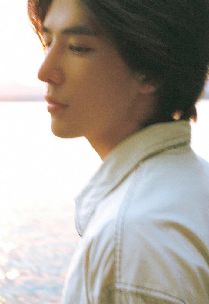 复古港风男生头像