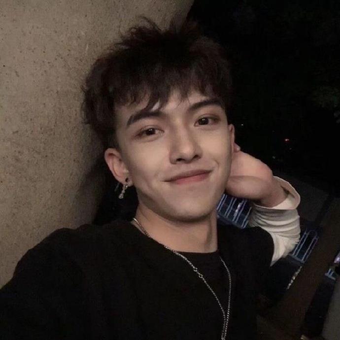 酷帅男生头像真人