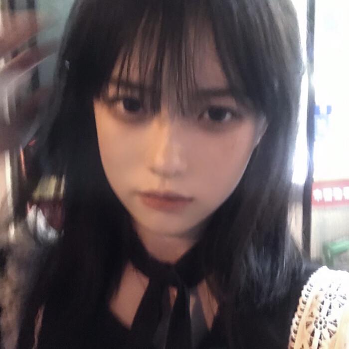 气质好看的小清新美女微信高清头像图片