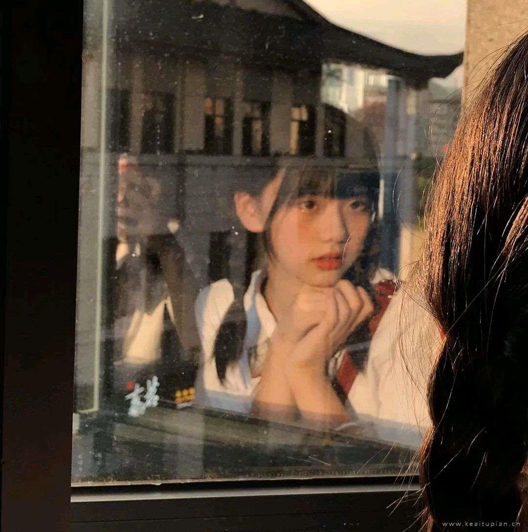 客桥.夏日干净小清新闺头/有些人想念到极致 连梦境都不放过.头像图片