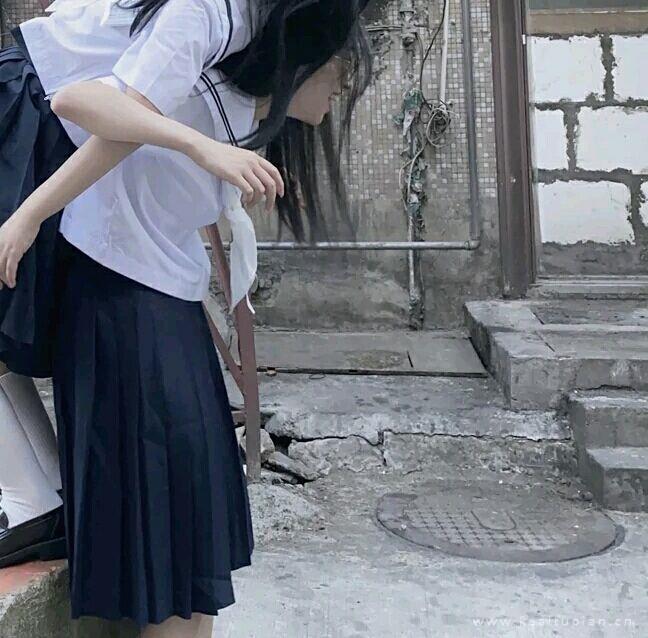 客桥.夏日干净小清新闺头/有些人想念到极致 连梦境都不放过.头像图片