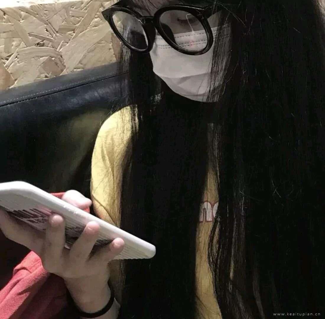 宸浔/优质意境女头/这个夏天这么热，我可以把暗恋变成热恋嘛头像图片