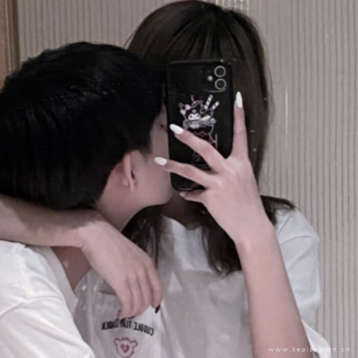 宋知意/一对两张恩爱唯美真人情头头像图片