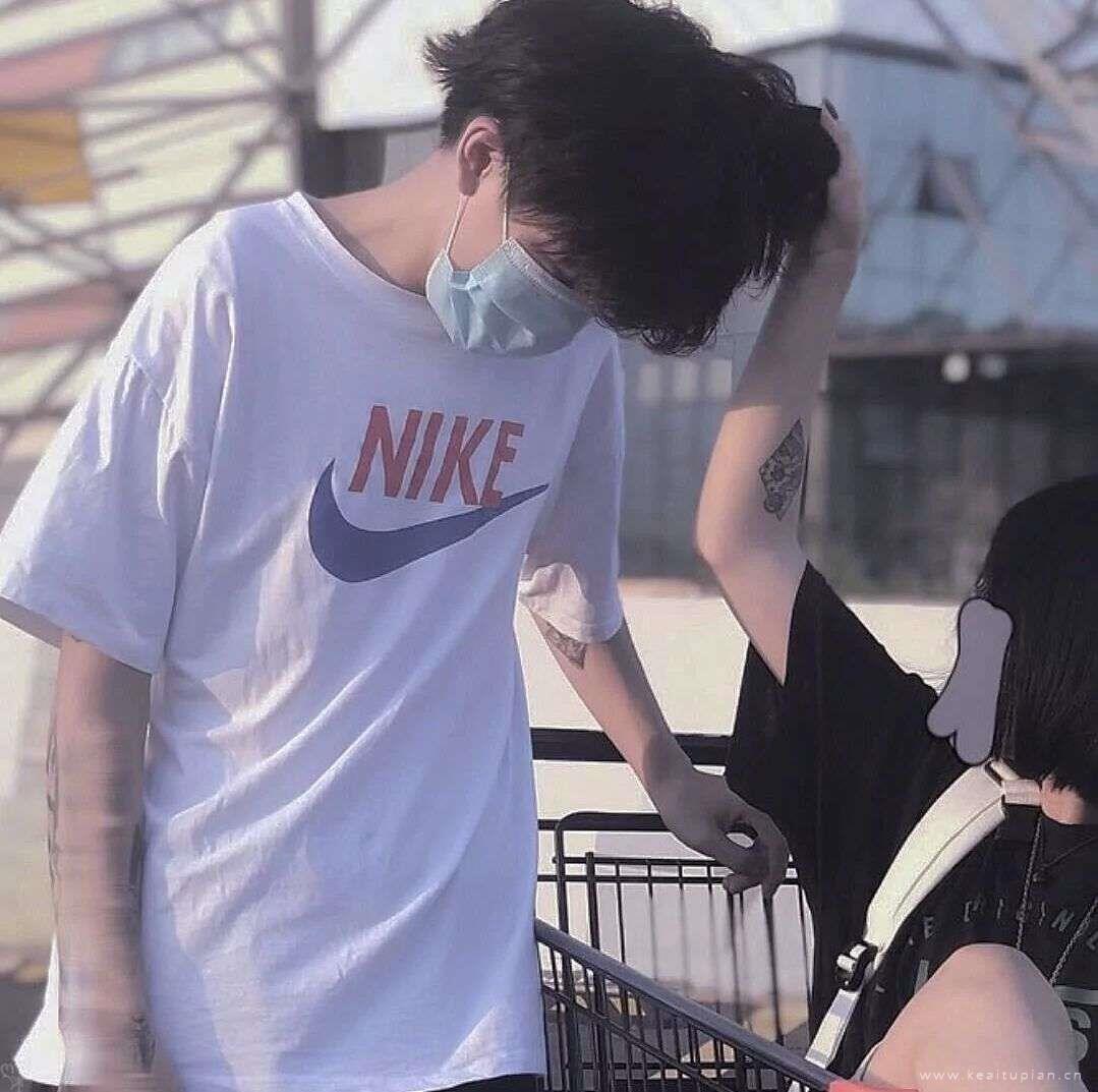 独一无二的真人情头/ 我还在等你头像图片