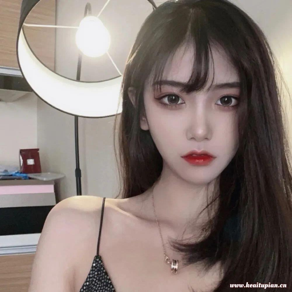 沫兮 真人气质唯美高清女生 闲看你时风也醉头像图片