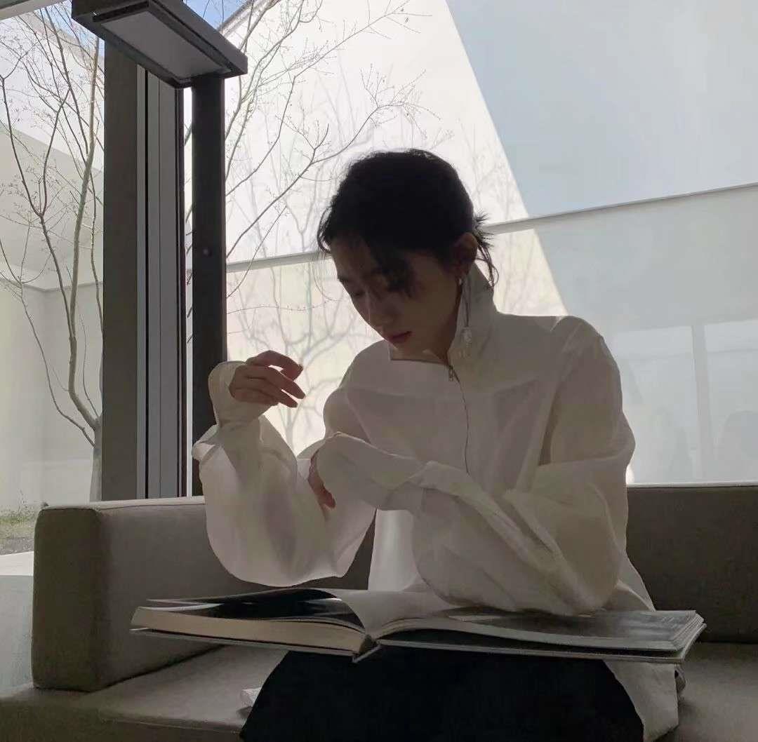陈涵 夏习清对自己的爱只是爱屋及乌头像图片