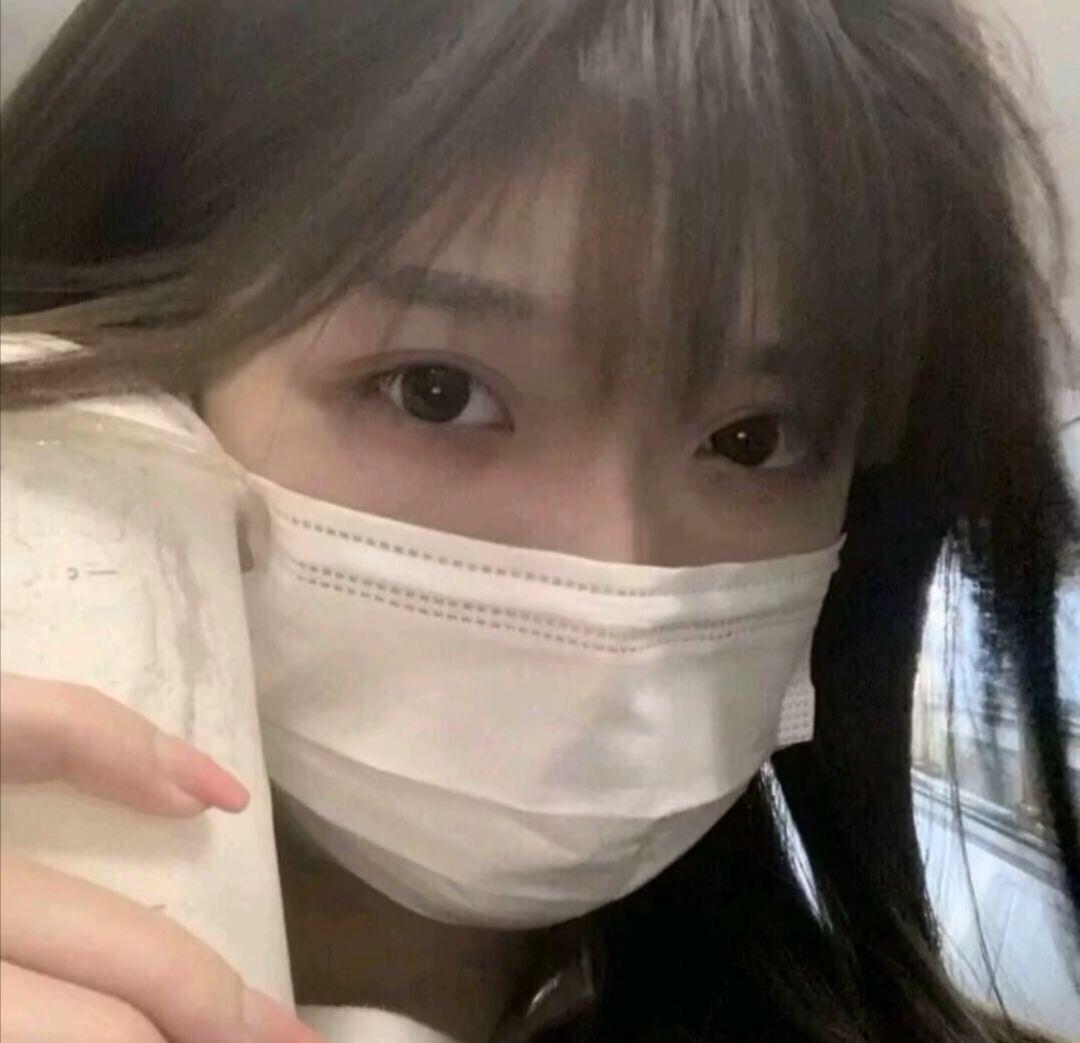 宸祠 高清微信精美女生唯美成熟头像图片