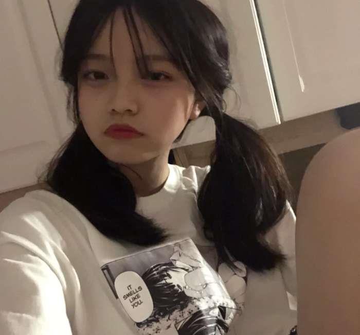 高冷时尚森系宸祠女生单头头像图片