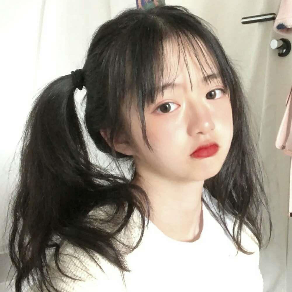 江郁:可爱/意境/闺蜜/女生/要和快乐的人在一起无论友情还是爱情头像图片