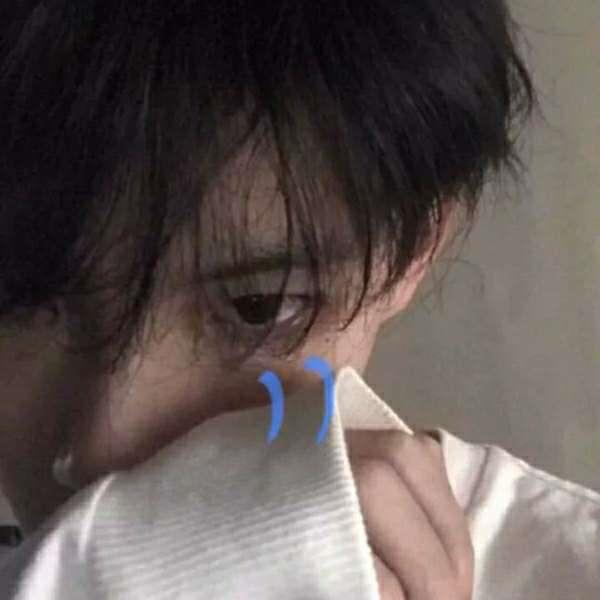 干干净净的男生头像图片