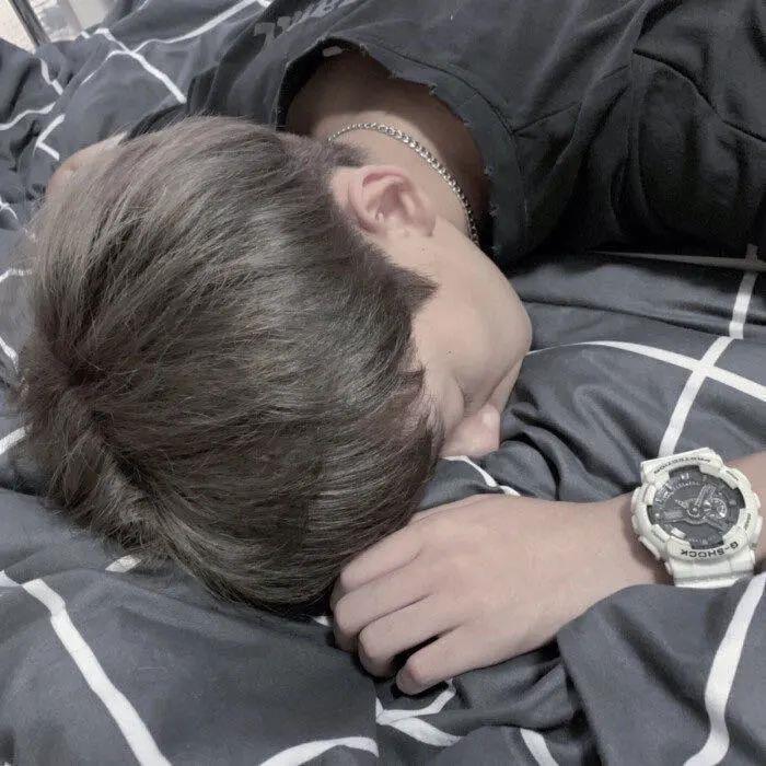 唯美真人男头。最卑微的话不过于nbnbylkw了⑧。头像图片