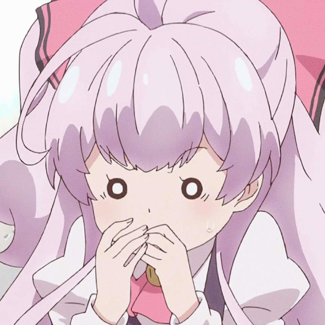 <动漫可爱女生>在人海里爱你 是最好的距离头像图片