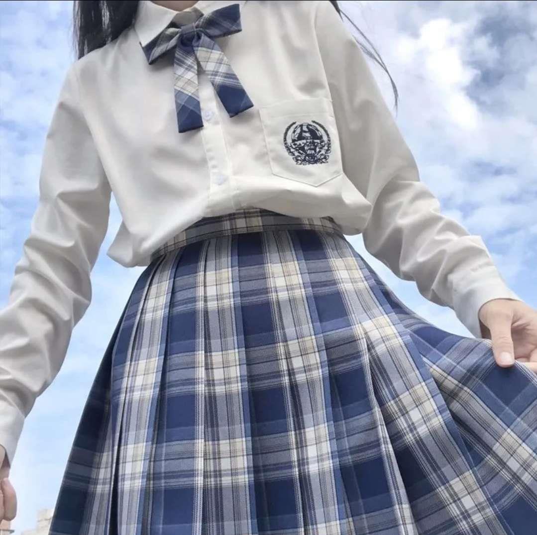 jk制服/半身/你喜欢的样子我都有头像图片