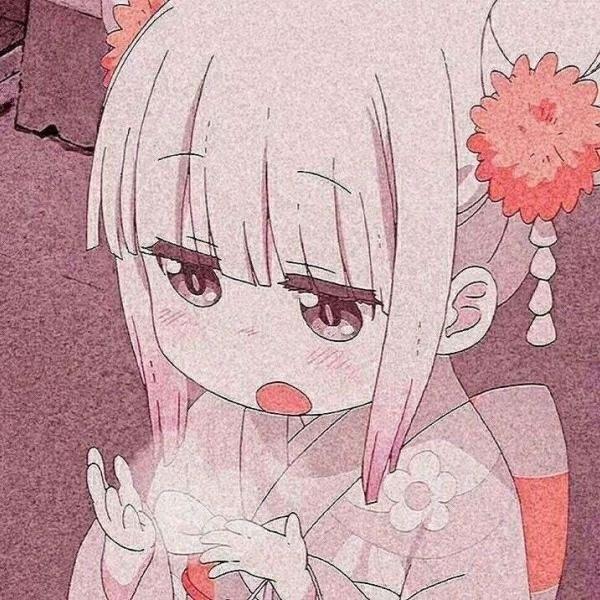 敲可爱动漫女头：?希望夏天像桃子味汽水头像图片