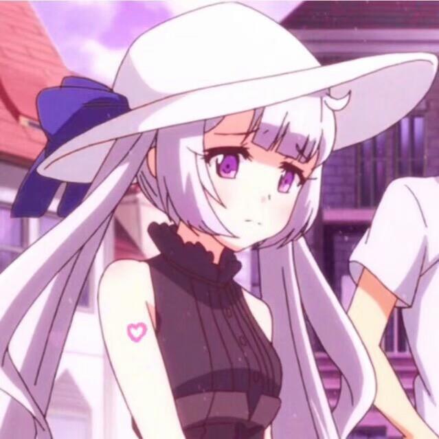 你是落日弥漫的橘 ，天边透亮的星./动漫情头头