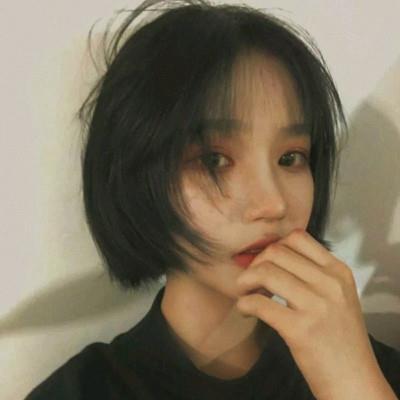 qq女生头像短发可爱