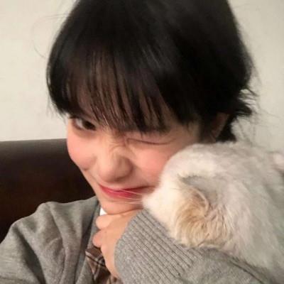 qq女生头像可爱呆萌妹子