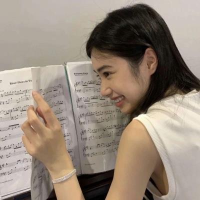 ins超火女生头像