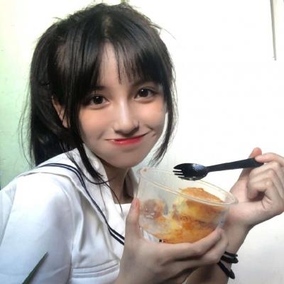 气质甜美女生头像小清新