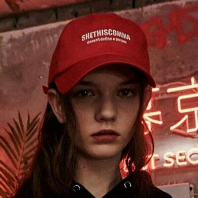 微博最新欧美女生头像霸气冷艳