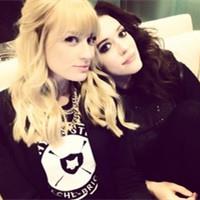 破产姐妹花国外微博头像