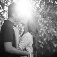 恋人接吻Kiss黑白情侣头像