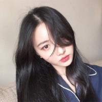 个性长发美女QQ头像