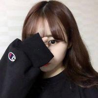 个性长发美女QQ头像
