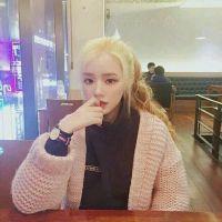 个性长发美女QQ头像