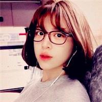 短发齐刘海韩国女生头像