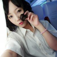 可爱短发女生QQ头像