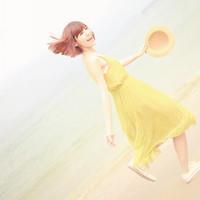 小清新海边女生背影头像