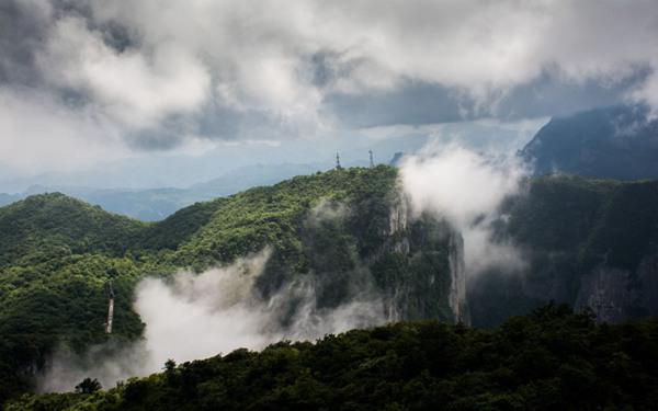 湖南张家界天门山风景图片