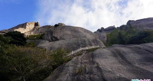 安徽黄山奇石风景图片