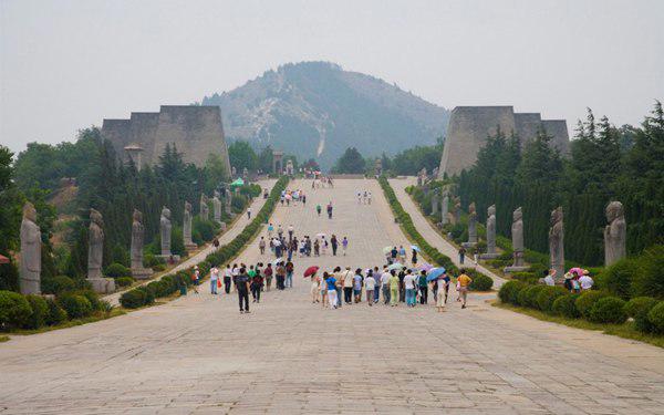 陕西乾陵风景图片